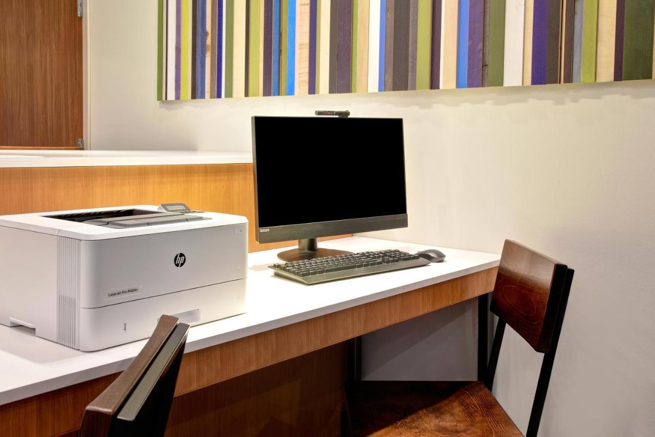 Holiday Inn Express & Suites - Ottawa By Ihg Exterior foto